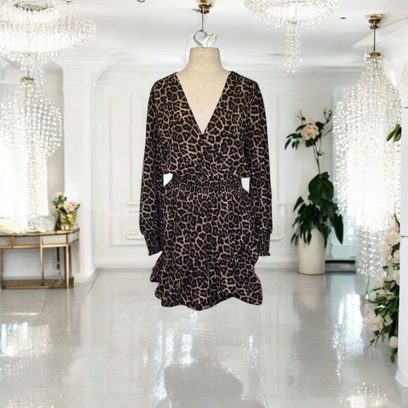 MICHAEL Michael Kors Women’s Leopard Print V-Neck Ruffle Dress (L) - Picture 2 of 10